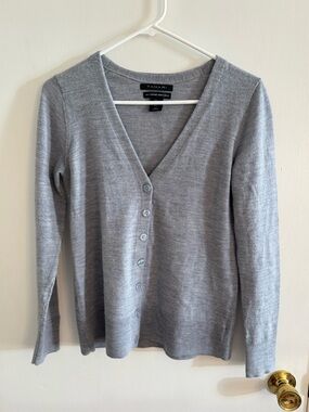 Tahari Light Gray Merino Wool Sweater